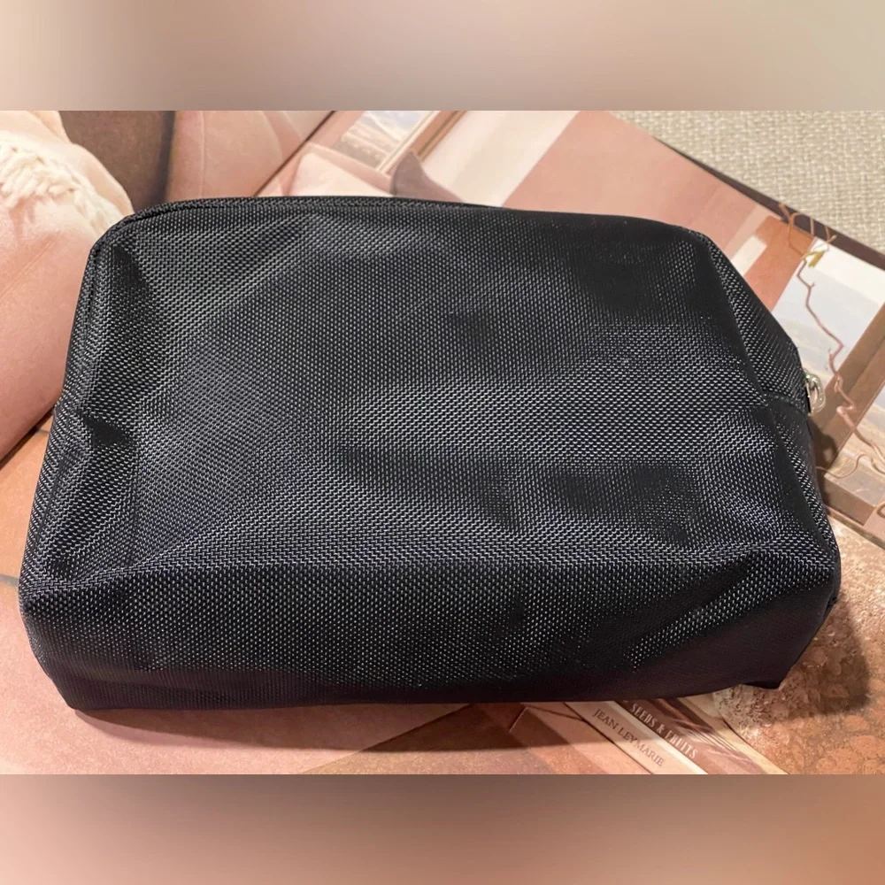 Tumi For Delta Lined Cosmetic/Toiletry Travel Pouch/Case In True Navy Blue